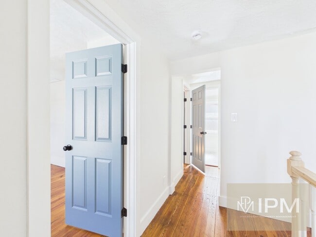 Photo - 305 W Broadway Unit 305.5 W Broadway - Rear