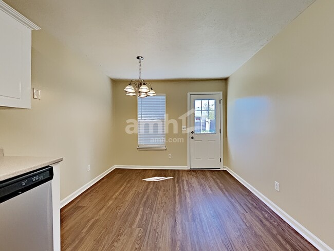 Photo - 1633 Jo Ann Dr