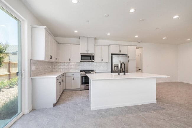 Photo - New Tesoro Viejo home with 3 bedrooms, 3 baths with solar included