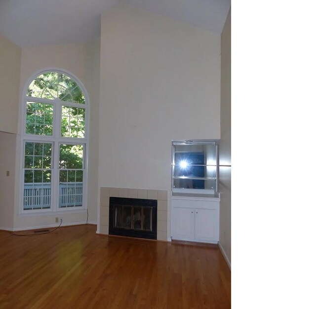 Photo - 3 bed, 2 bath in Desirable Kirkwood!