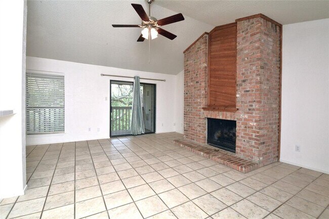 Photo - 3839 Dry Creek Dr Unit 220