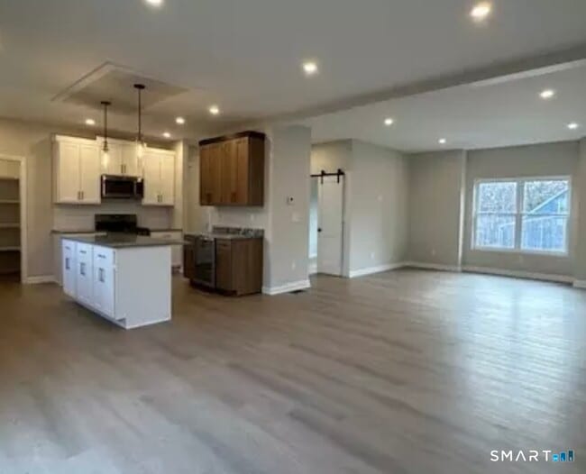 Photo - 62 Soundview Ave