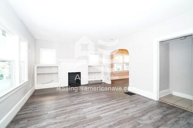 Photo - 985 Delia Ave