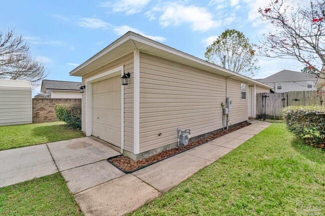 Photo - 2037 Marquesas Ln