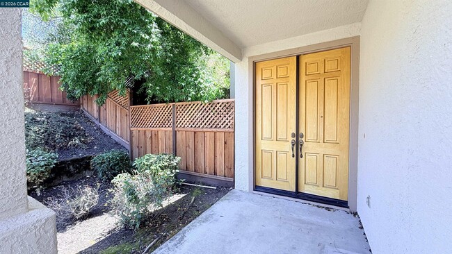 Photo - 1023 Vista Pointe Cir