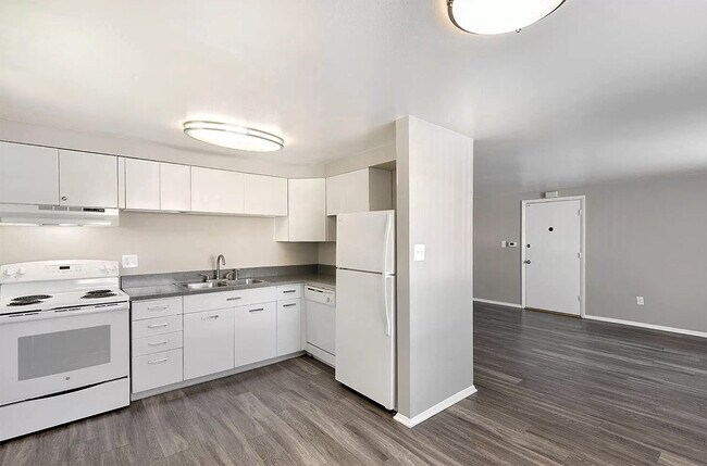 Photo - South Majestic