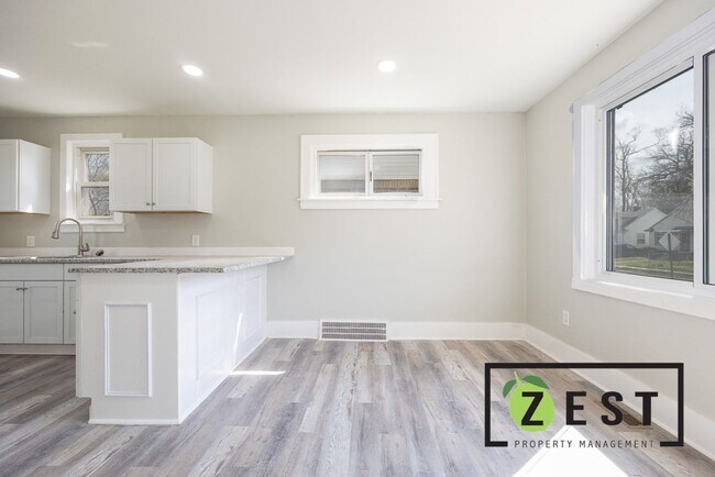 Photo - COME SEE!!!! AMAZING HOME!