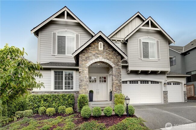 Building Photo - 5Bd/4.5Ba Sammamish House
