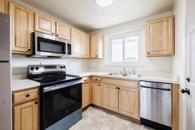 Photo - Emerson Road Unidad #5