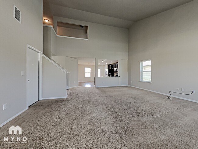 Photo - 717 Pinnacle Dr