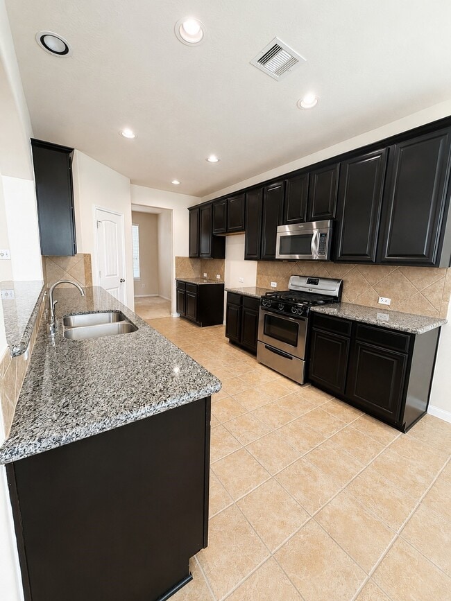 Photo - 24907 Diamond Ranch Dr