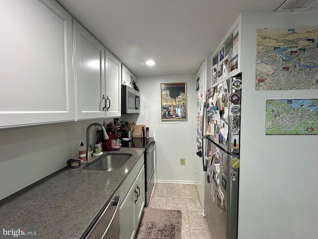 Photo - 1600 Prince St Unit 611