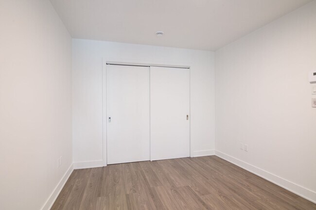 Photo - 9675 Av. Papineau Unit 309