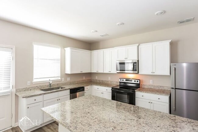 Photo - 2022 Delta Downs Dr