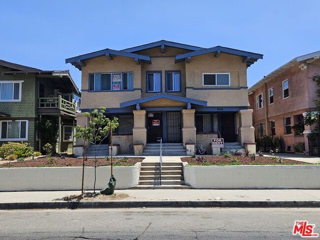 Building Photo - 2932 1/2 Normandie Ave Rental