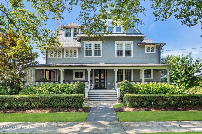 Building Photo - 207 Monmouth Ave