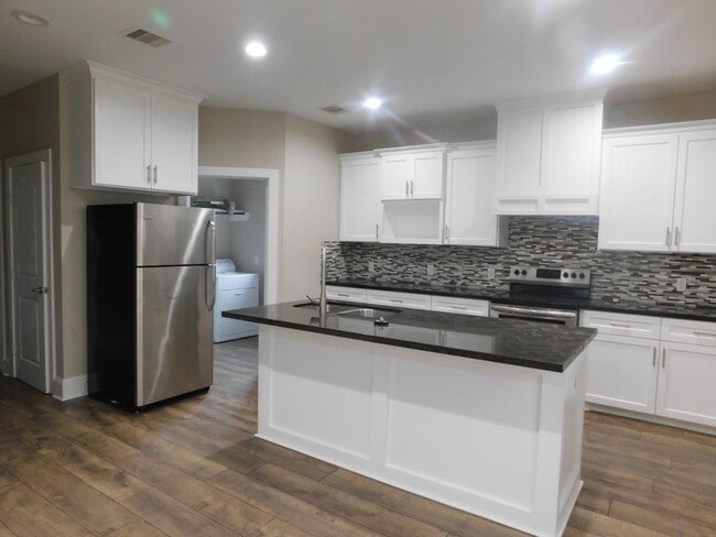 Photo - 4803 Forest Ct