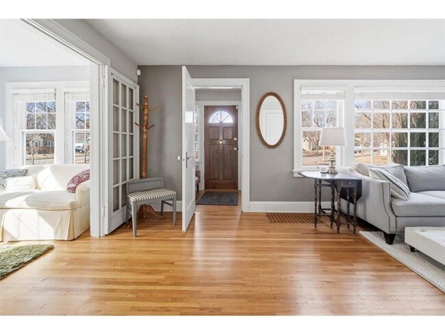 Photo - 4008 Zenith Ave N