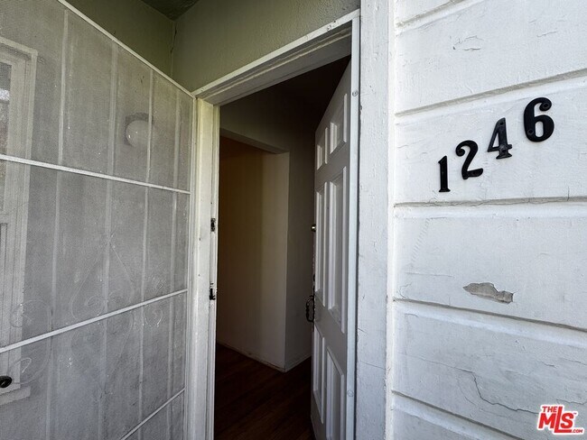 1246 Edris Dr