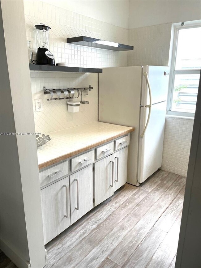 Photo - 821 Jefferson Ave Unit 4