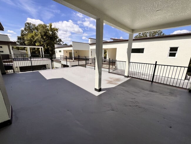 Photo - 21 N Hampton Ave