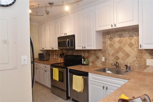 Photo - 3700 S Osprey Ave Unidad 315