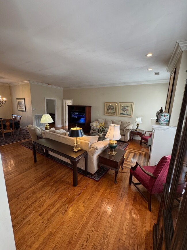 Photo - 200 Winding Stair Trl