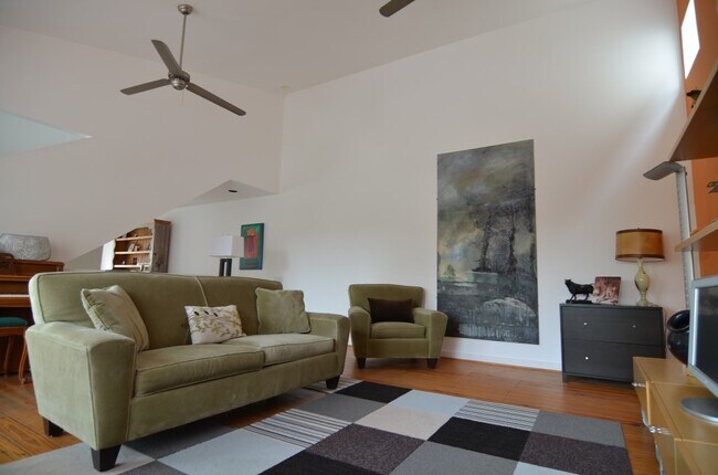 Photo - 5401 Lillian St