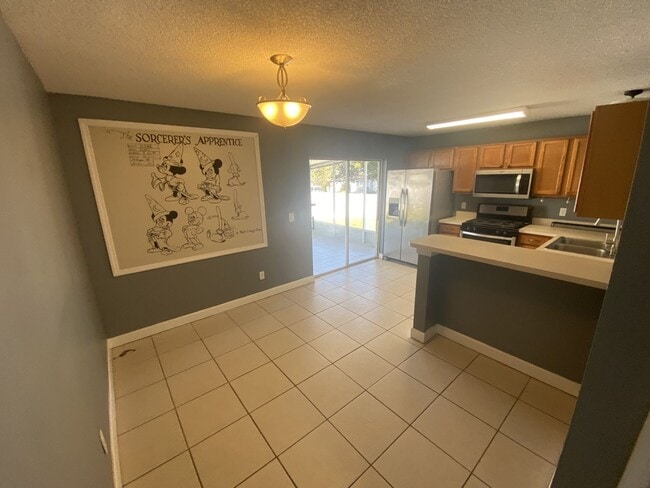 Photo - Davenport 3 Bedroom 2 Bathroom Corner Lot!!!