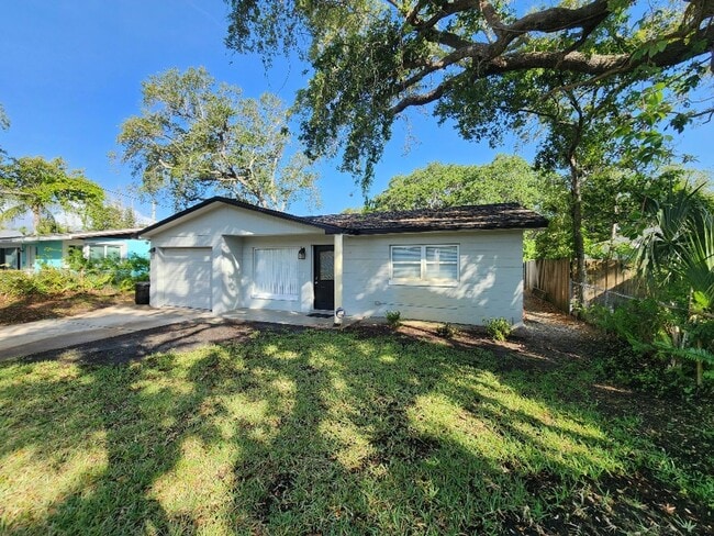 Photo - Charming 2 Bed 2 Bath Beachside Home