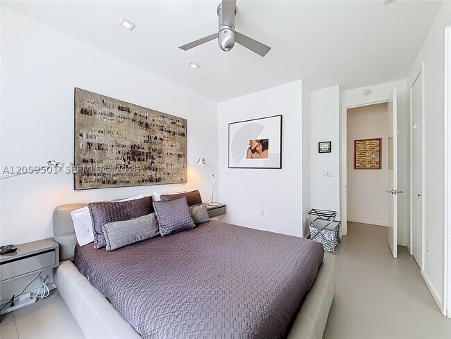 Photo - 1460 Ocean 404 Unit 404