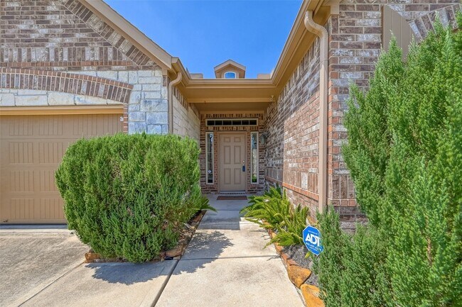 Photo - 402 Conchola Ln