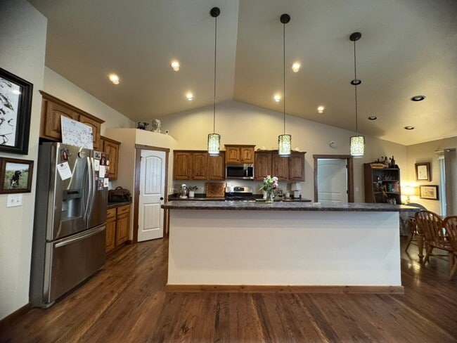 Photo - 219 Talon Way