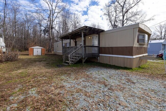 Newly Renovated Mobile Home - Newly Renovated Mobile Home