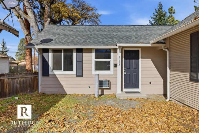 Photo - Cozy 2 Bedroom, 1 Bath in the Heart of Medford