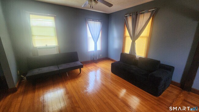 139 South St