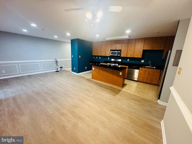 Photo - 1101 Primrose Ct Unidad 102