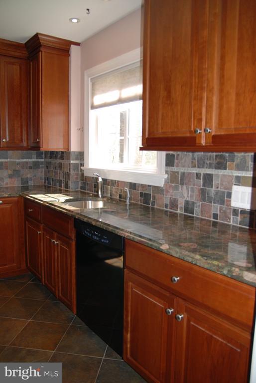 Photo - 3250 Martha Custis Dr