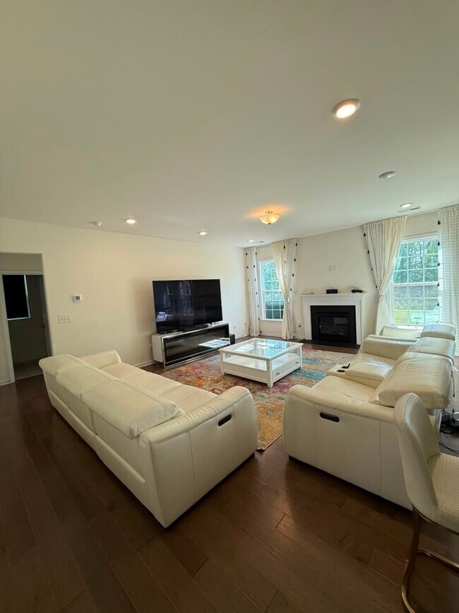Photo - 17819 Summers Walk Blvd