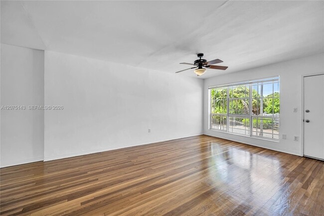 Photo - 800 W 42 St Unidad 1B