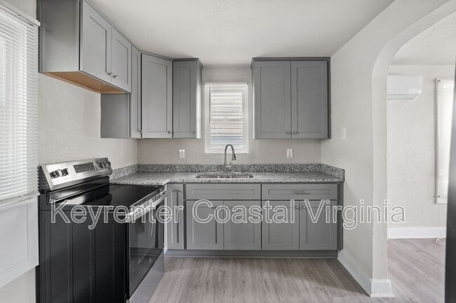 Photo - 9569 6th Bay St Unidad B