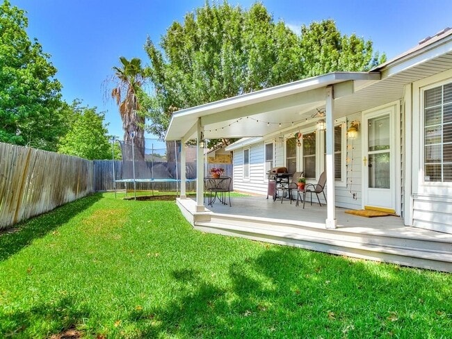 Photo - 1016 Mohican St