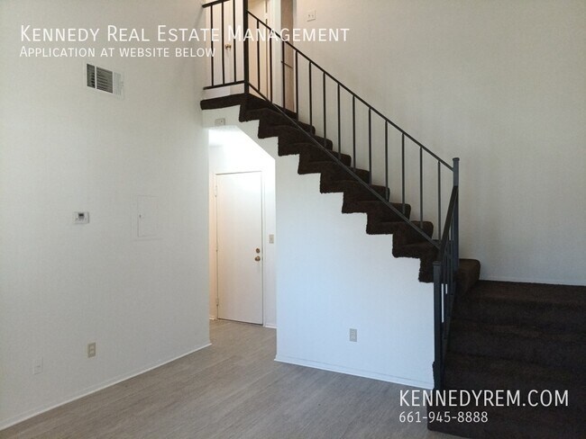 Photo - 1647 Gardenia Ct Unit C