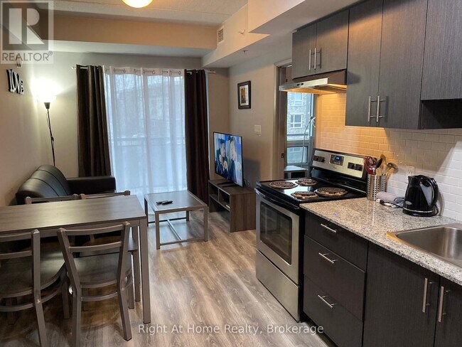 Photo - 275 Larch St Unit G310