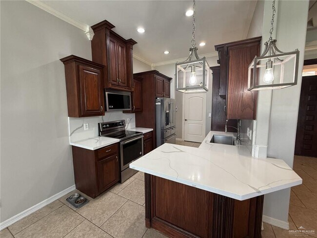 Photo - 20 Ricco St