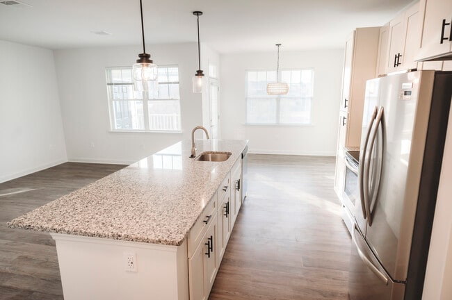 Photo - Orchard Ridge