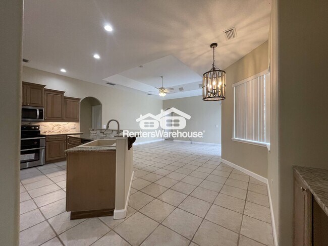 Photo - 8946 Province St
