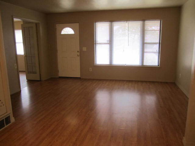 1707 Westchester Dr