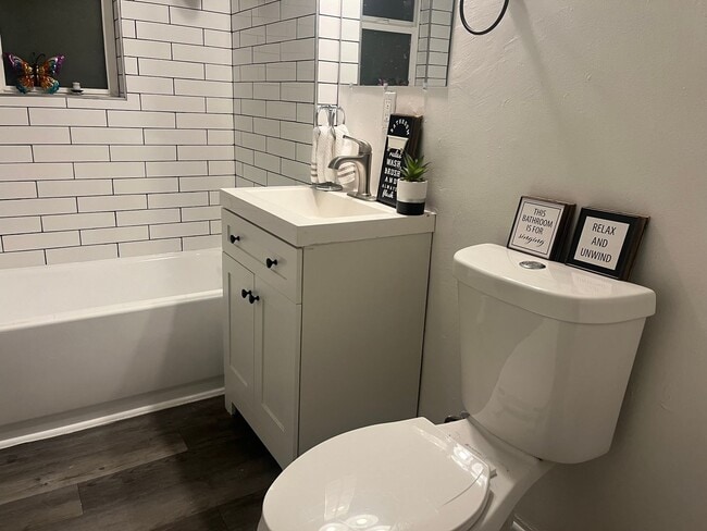 Photo - Coronado Court Apartment Homes