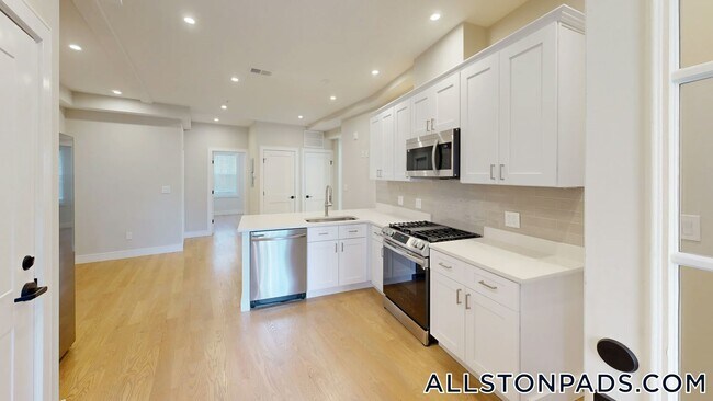 Photo - 161 Allston St Unidad 2